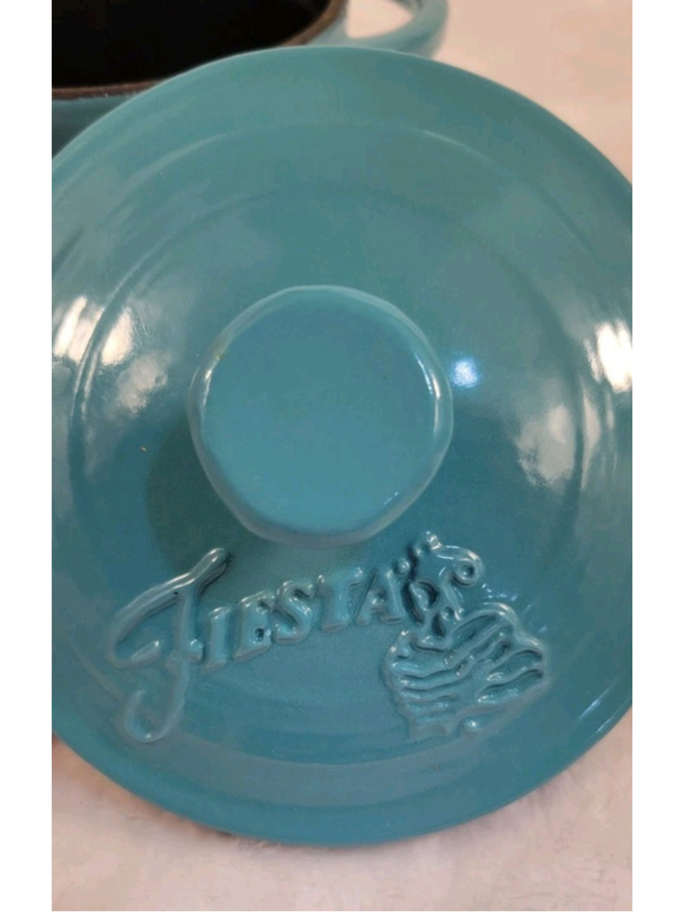 Fiesta Enameled Cast Iron Mini Dutch Oven Casserole Turquoise 0.35qt RETIRED - Picture 6 of 10